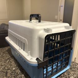 Pet Crate ( Dog Or Cat) Like New 