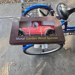 Metal garden wind spinner truck