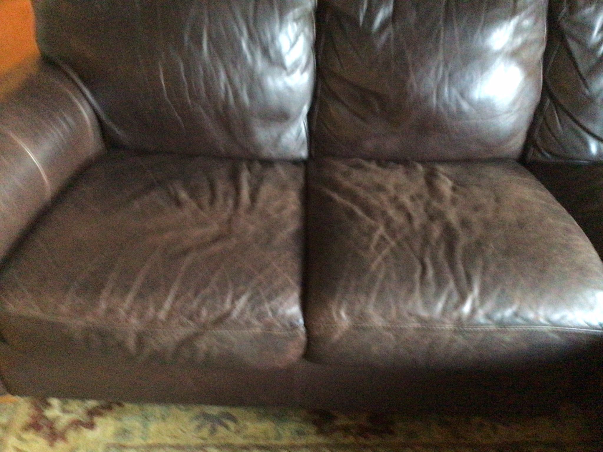 Beautiful Quality Genuine Leather Sofa With Lounge 