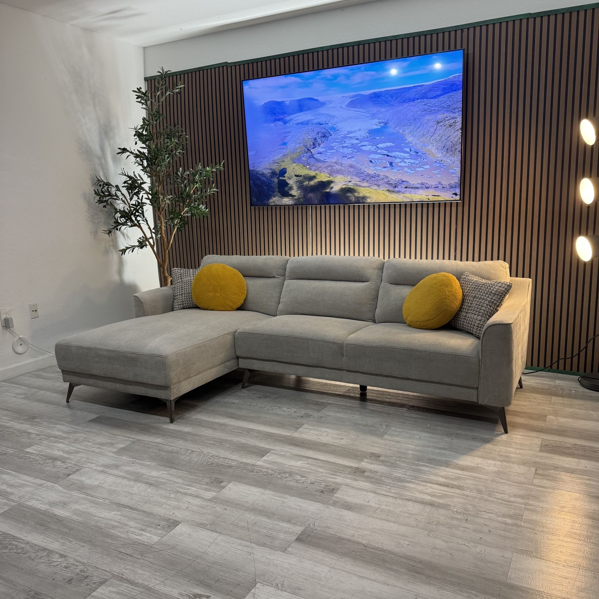 Sectional Fabric Sofa – Gray 