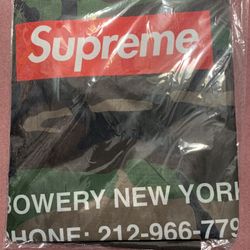 Supreme FW25 Free Gift Drawstring Bag Camo