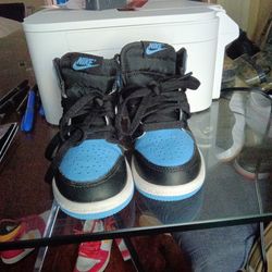 Retro AIR JORDANS SIZE 11C
