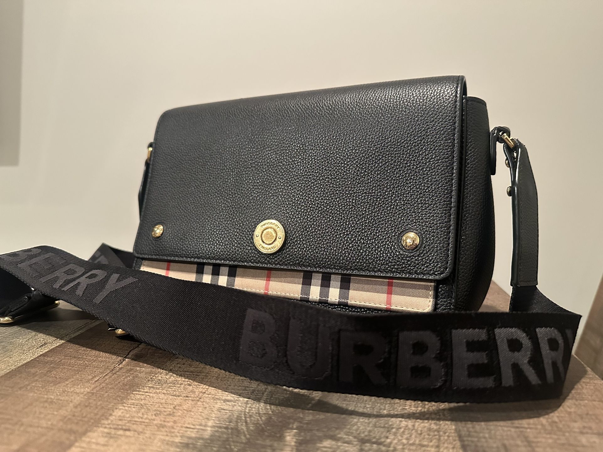 Burberry Note Crossbody Black Leather with Vintage Check Canvas