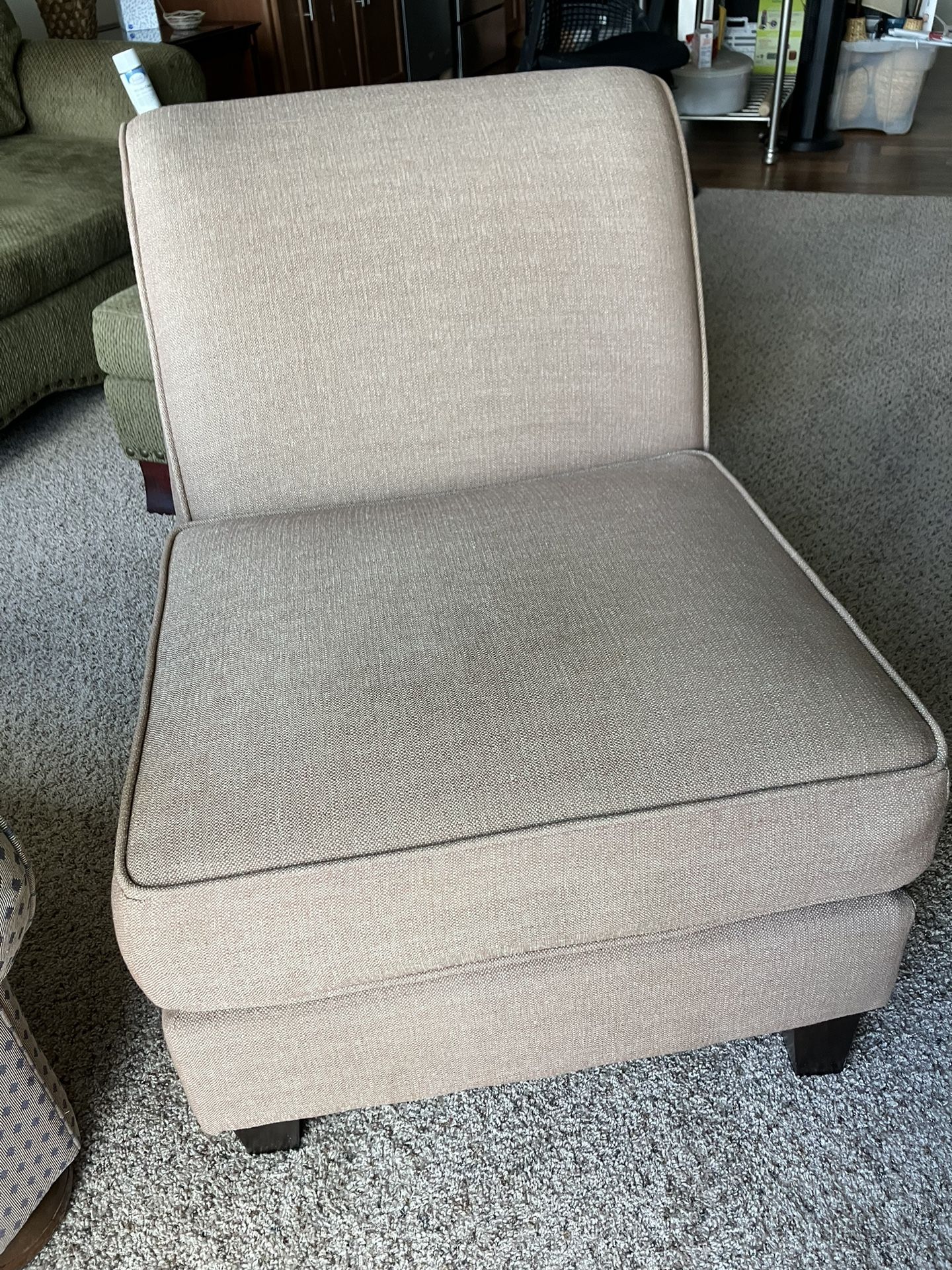 Oversized Chair Slipper Chair