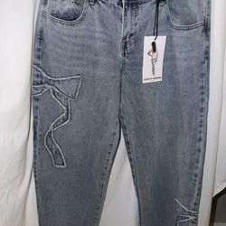 BNWT Women’s Denim Jeans, Bow Design On Sides, Ashley Mason, Size 11/30.