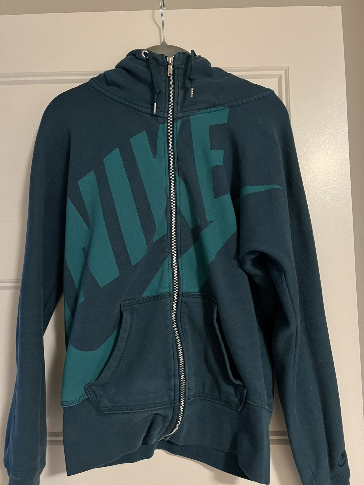 Nike Women’s Zip up- Size Small 