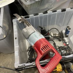Milwaukee Heavy Duty Saw