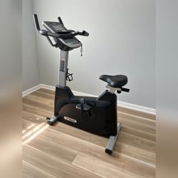 Spirit Stationary Bike - Excellent – Cedar Rapids, IA