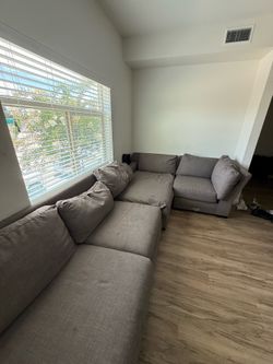 Gray Sectional Couch with Chaise – Must Go ASAP!