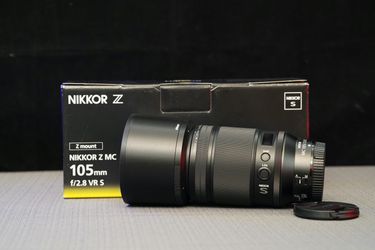 Nikon NIKKOR Z MC 105mm f/2.8 VR S Macro Lens (Nikon Z)