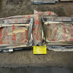 Ford Truck Headlight Trim Rings 78-79” Left And Right