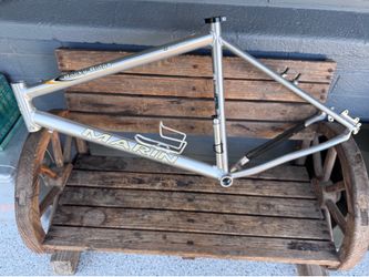 Marin rocky ridge 26” mountain bike frame