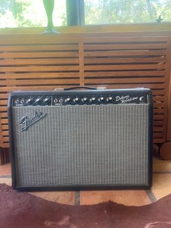 Fender deluxe reverb amp