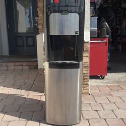5 gal. Water cooler dispenser