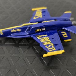 BLUE ANGELS F-18 HORNET US Navy No A124 Die Cast Metal Airplane 3.25 Jet Plane