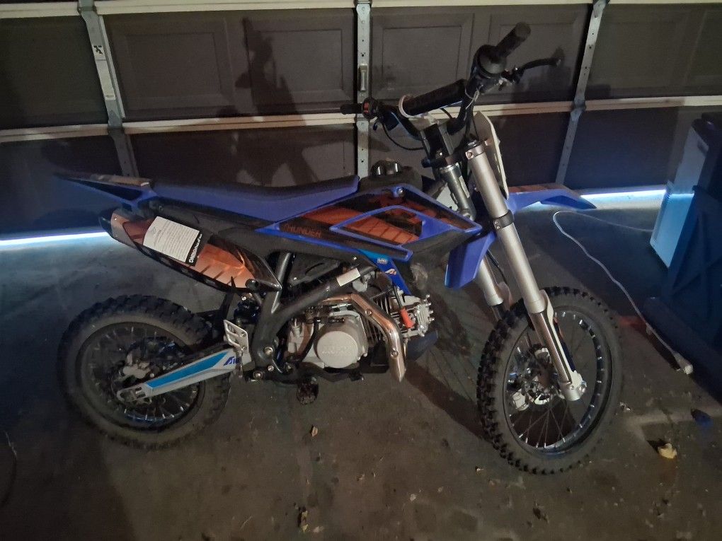 140 Dirt Bike
