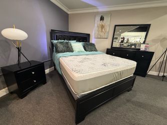 4 PC QUEEN BEDROOM SET