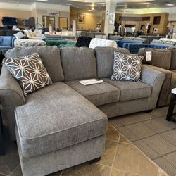 Brise Sofa Chaise With Sleeper 