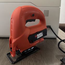 BLACK+DECKER JS515 4.5A Variable Speed Jigsaw – Like New – Box + Blade