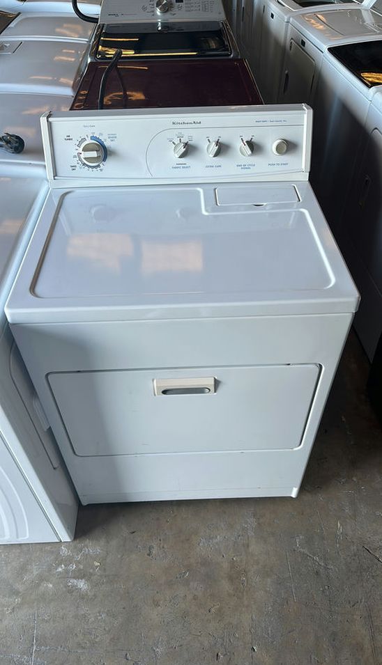White KitchenAid Electric Dryer QuickDry