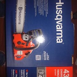 Husqvarna Chainsaw Model 435 40.9cc