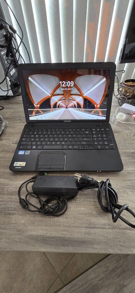 Windows 11 Laptop Computer Toshiba 15.6 For School