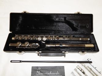 Gemeinhardt Flute Model 2BLK ~ Excellent