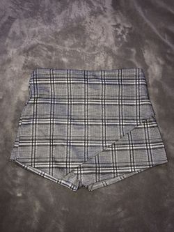 Plaid short