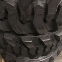 4x 12-16.5 14ply skid steer tires $650 cash no lowball
