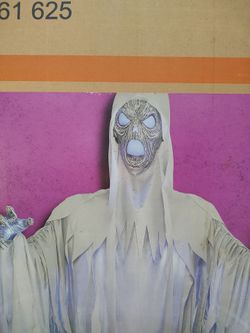 Halloween ghoul, 15 ft tall