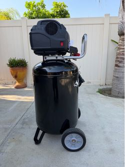 Husky 30 gallon 225 psi air compressor