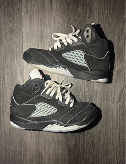Size 1.5y- Nike Air Jordan 5 Retro OG ‘Black Metallic Reimagined’Kids HF3978-001