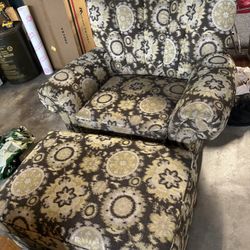 Oversized Chair And Ottoman 