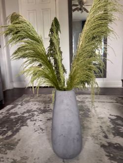15” Tall Gray Painted Wood Vase + Free Pampas Grass