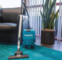 New Makita Cordless Backpack Vacuum Cleaner  (Unopened)