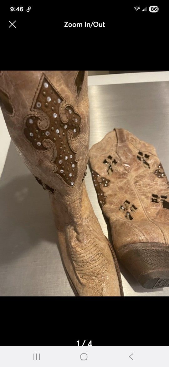 $300 NEW Women Corral Cowboy Boots Cowgirl Bota In Size 7 $135 A PIECE