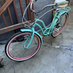 Vintage Schwinn Bike Needs A Little Tlc 