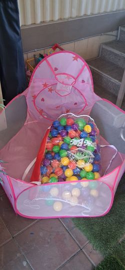 Balls pool / Alberca con pelotas