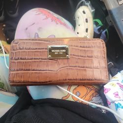 Michael Kors Crocodile-Embossed Leather Continental Wallet