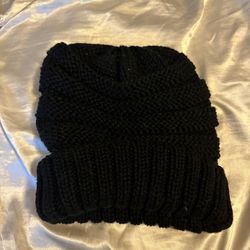 Black Beanie 