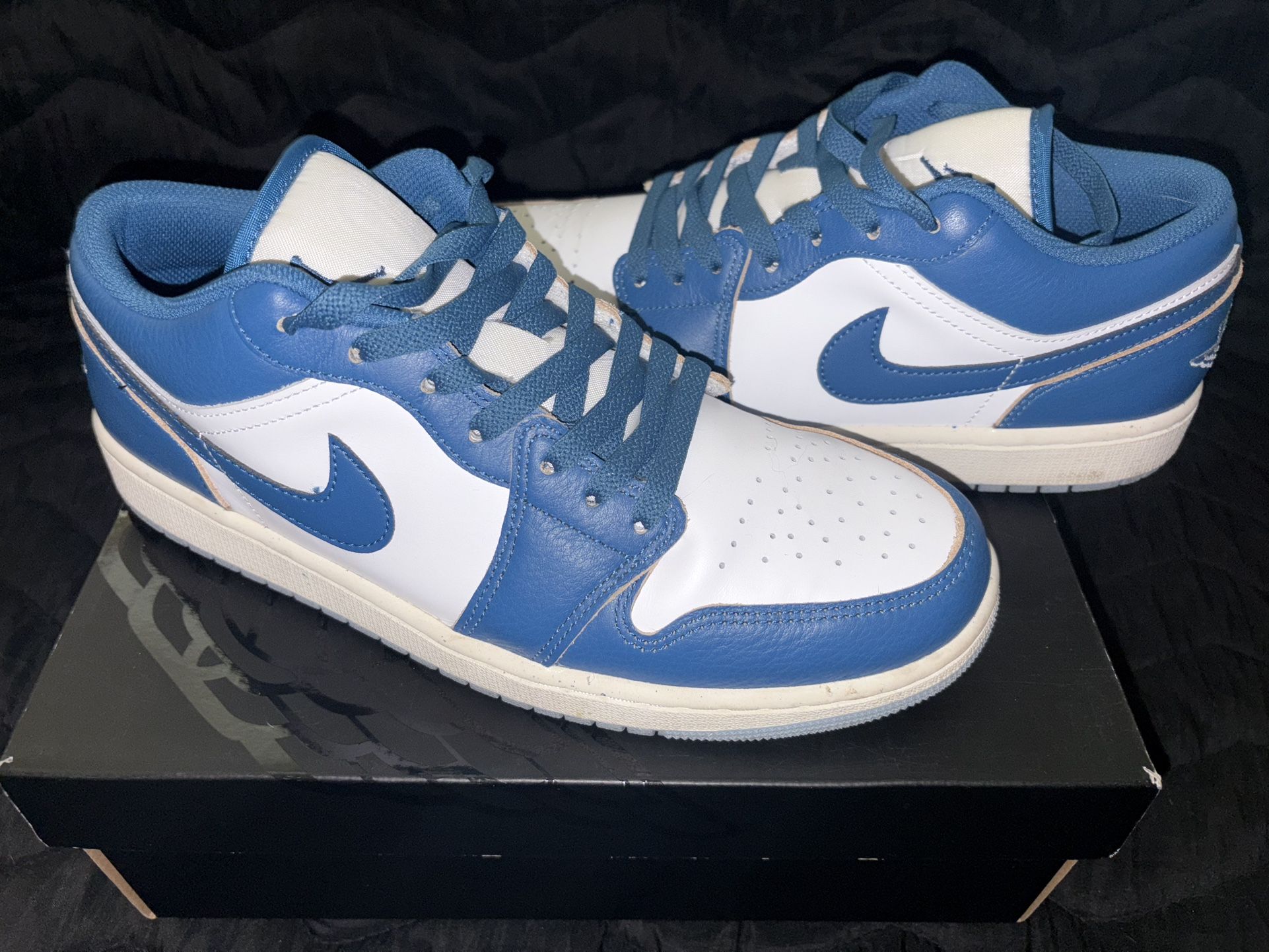 Air Jordan 1
