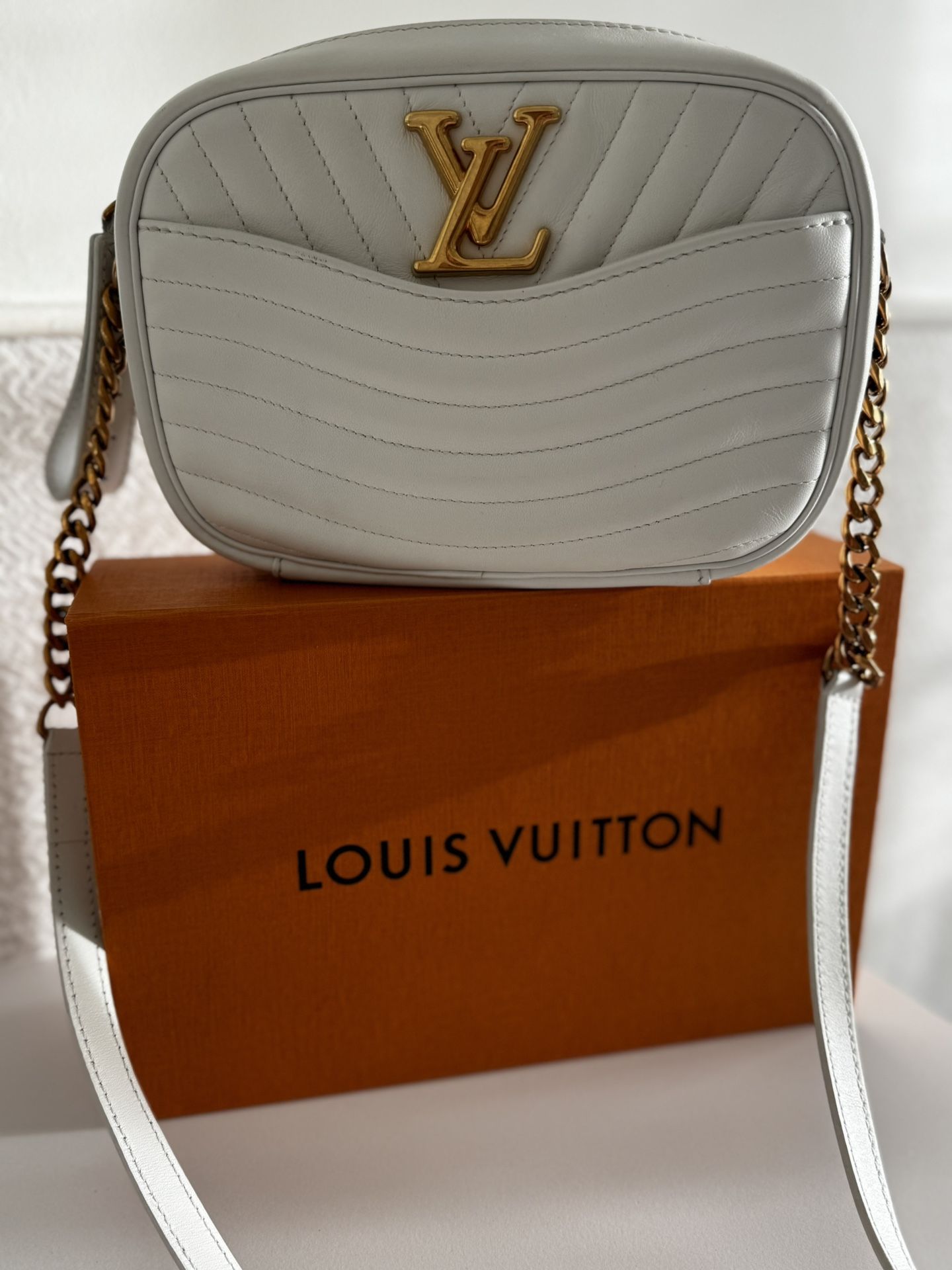Louis Vuitton - New Wave Camera Bag 
