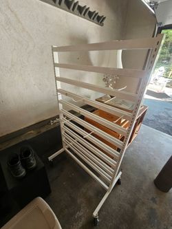Metal rack w/hooks
