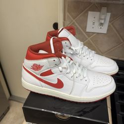 Brand New Air Jordan 1 Mid SE - White & Red Size 11.5