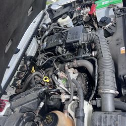 Ford Ranger, 2011 2,3L red cab 6ft, white.