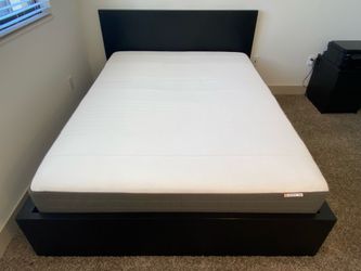 Ikea queen bed (MALM) & mattress (HAUGSVÄR hybrid)