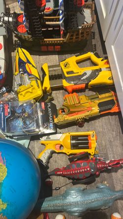 4 Nerf guns for 55