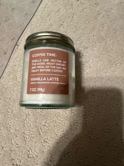 Single wick vanilla latte scented candle