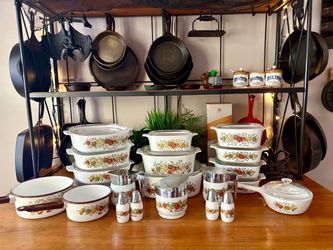 Vintage Collection of Corningware The Spice of Life Cookware. 33 Pieces (including all lids)
