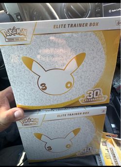 Pokémon TCG 30th Celebration Elite Trainer Box
